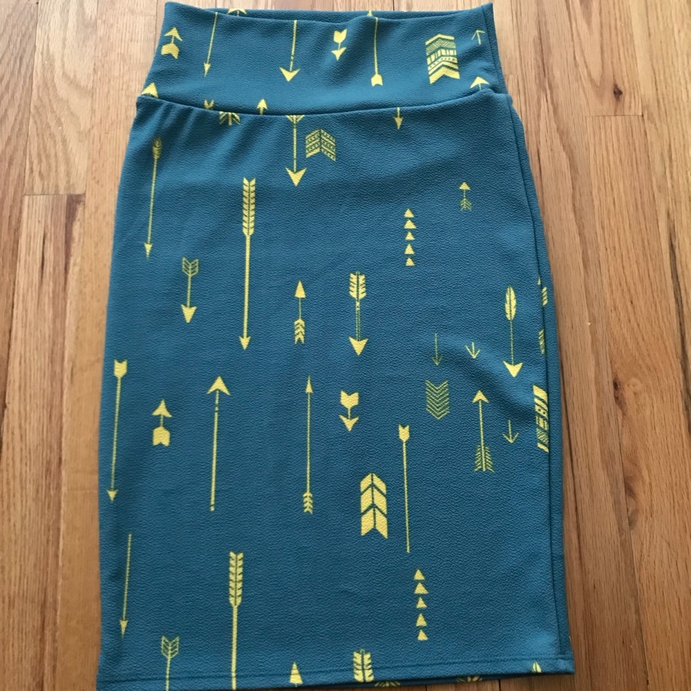 Lularoe Arrows Pencil Skirt